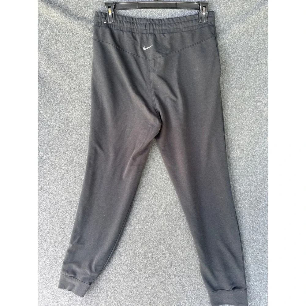 Nike Yoga Dri-FIT Black Tapered Joggers Pants DM7037-010 Mens Medium